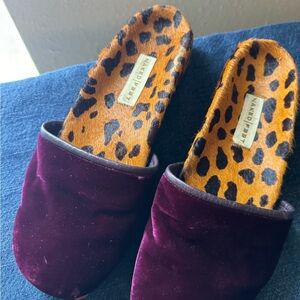 Naked Feet mule style shoe